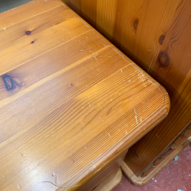 Bedside cabinet
