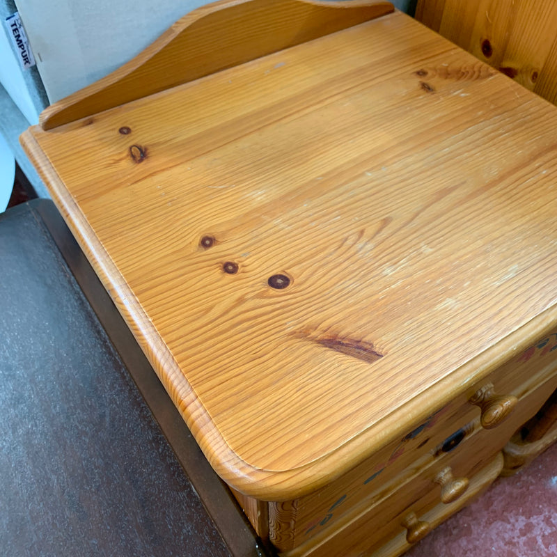 Bedside cabinet