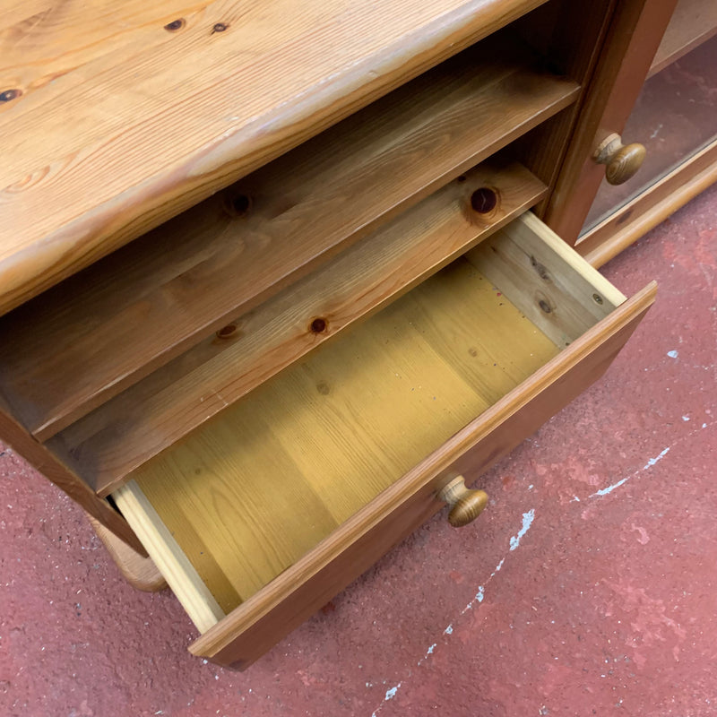 TV cabinet
