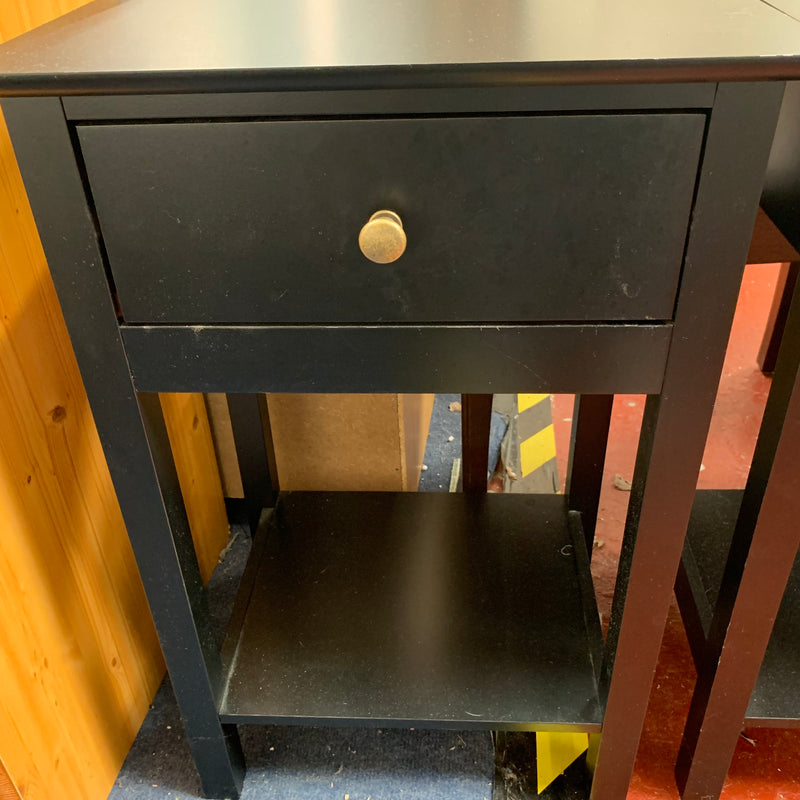 Bedside cabinets