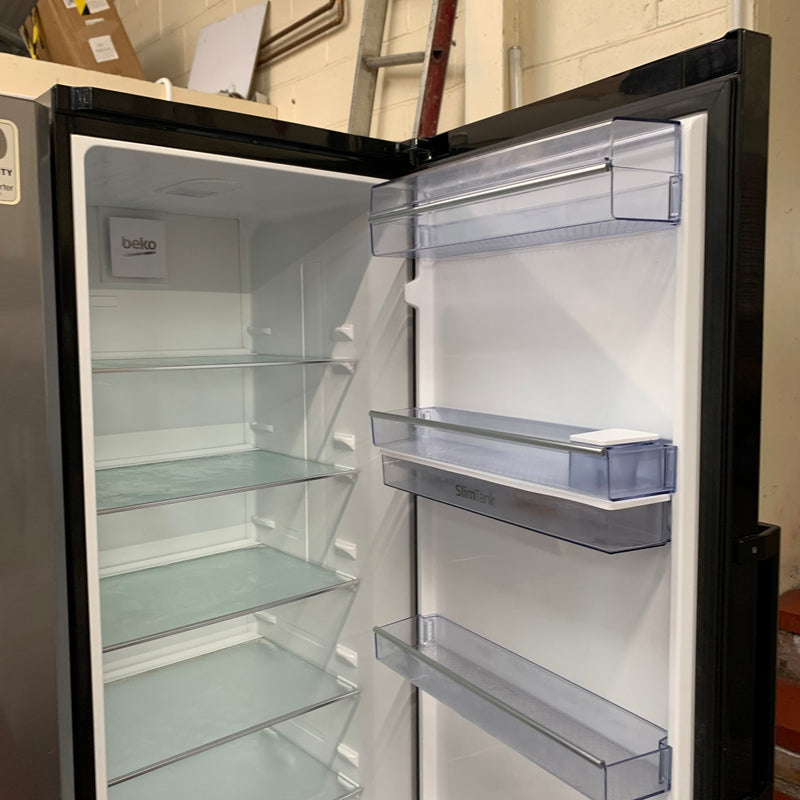 BEKO fridge with water dispenser