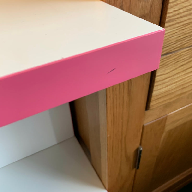 Dressing table