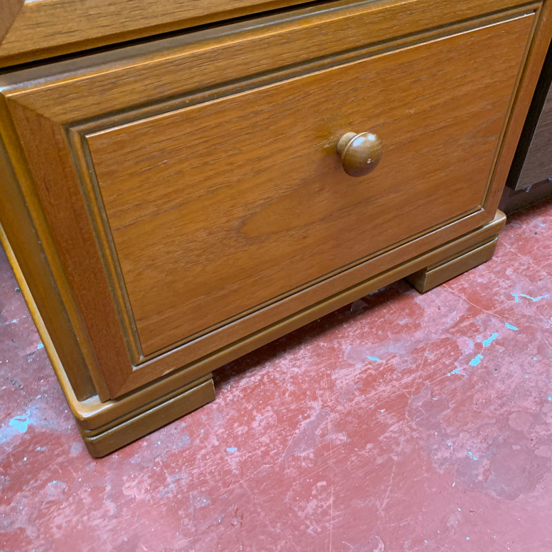 Bedside cabinet