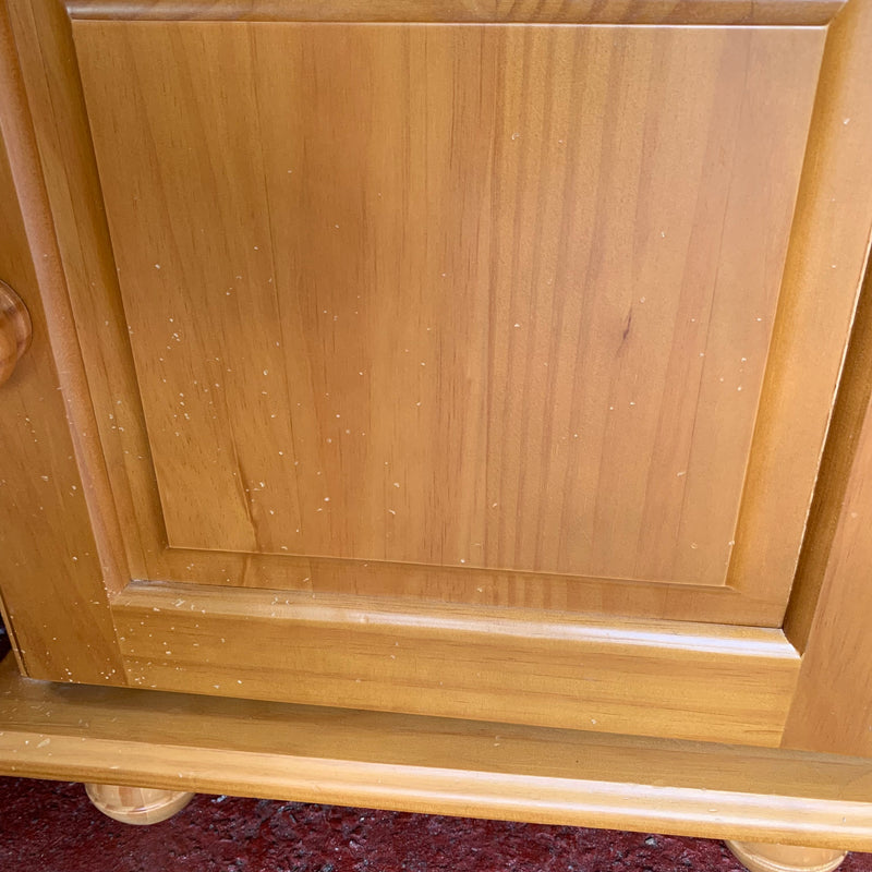 Bedside cabinet