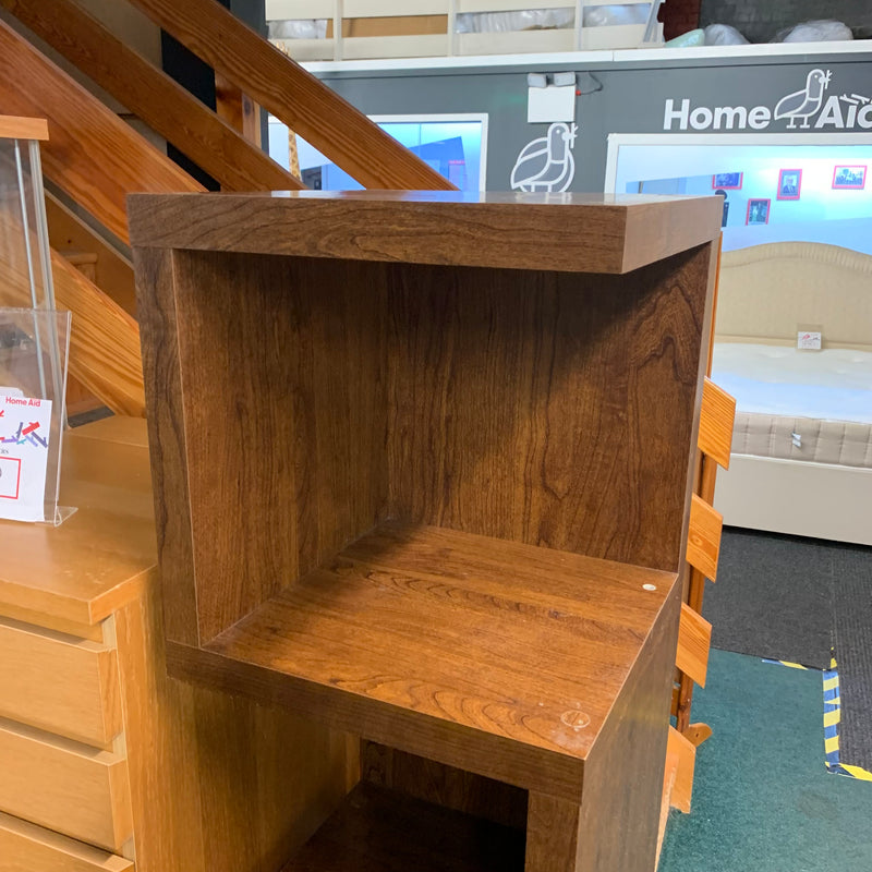 Shelving unit
