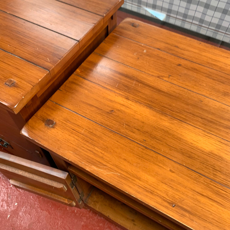 TV cabinet