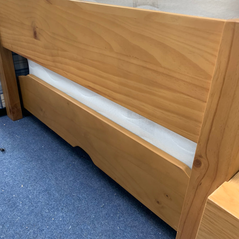 Single trundle bed