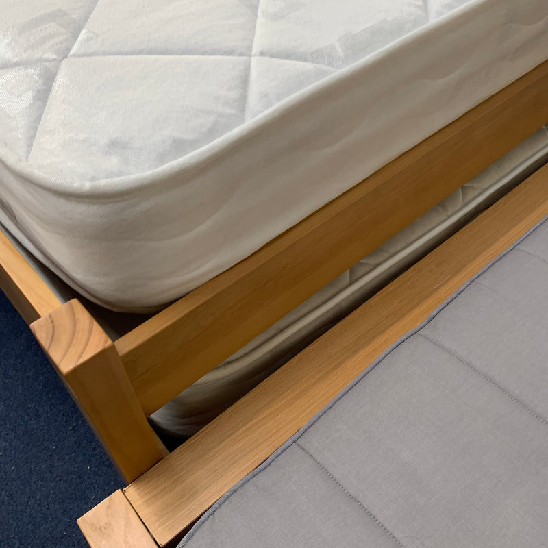 Single trundle bed
