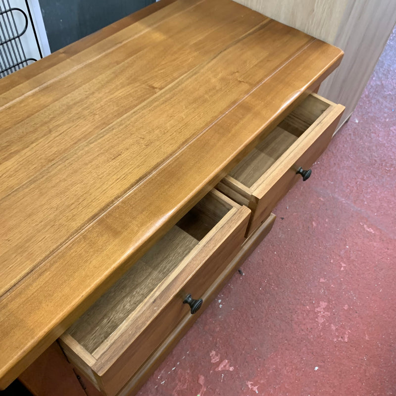 Sideboard