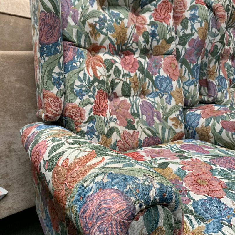 Recliner armchair