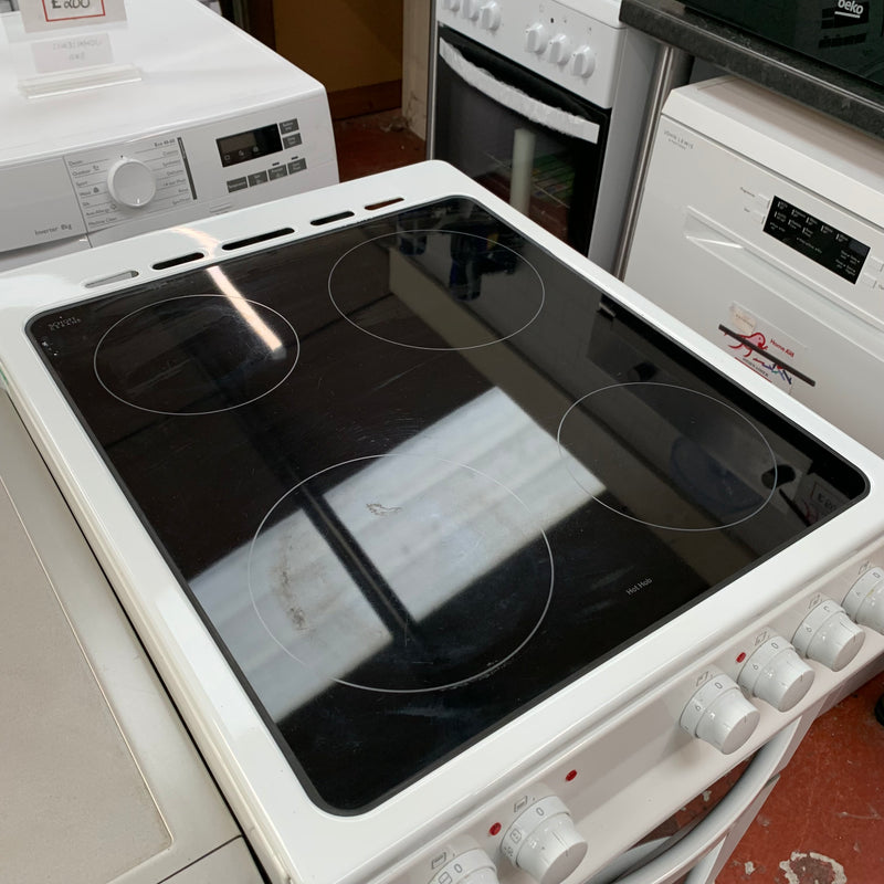 LOGIK cooker