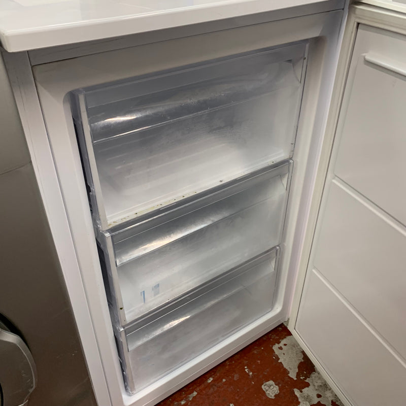 CURRYS freezer