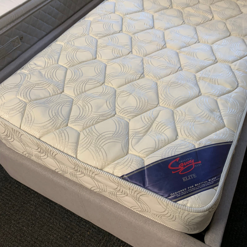 Single ottoman bed