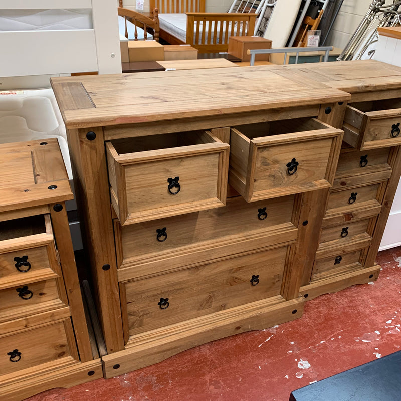 Chest of drawers