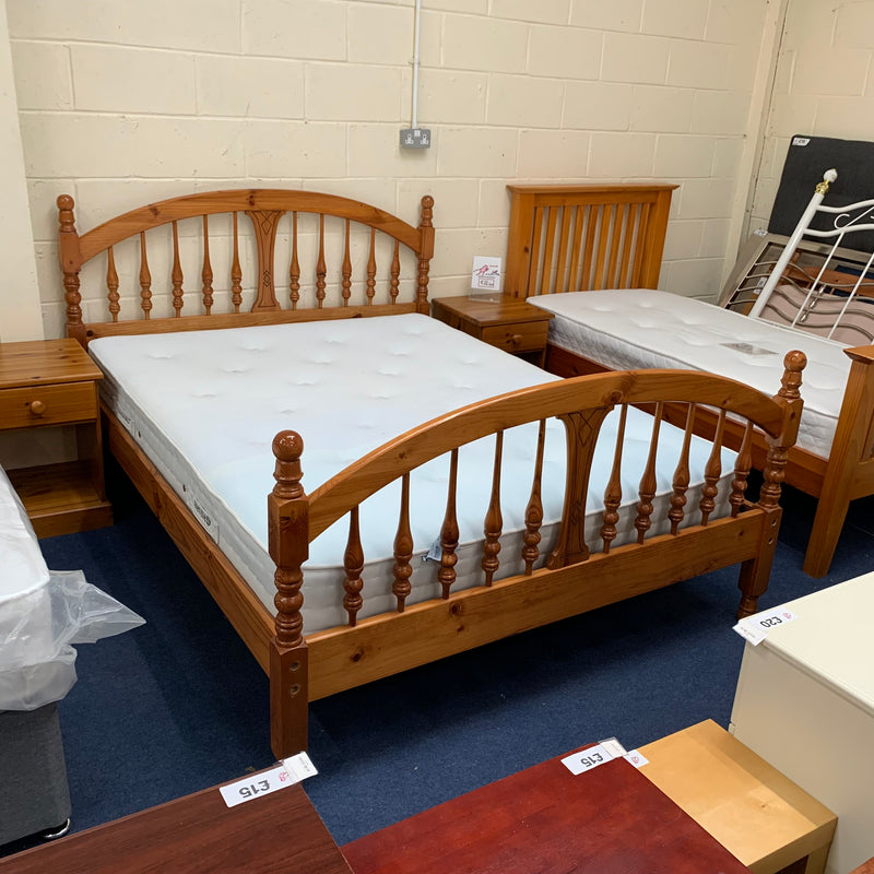 King size bed