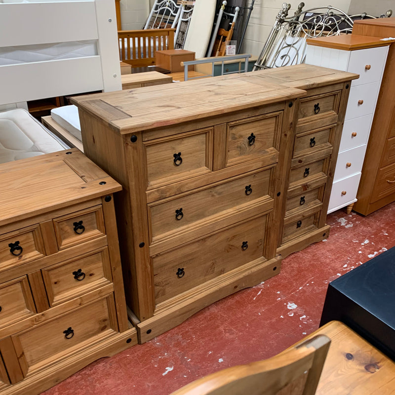 Chest of drawers