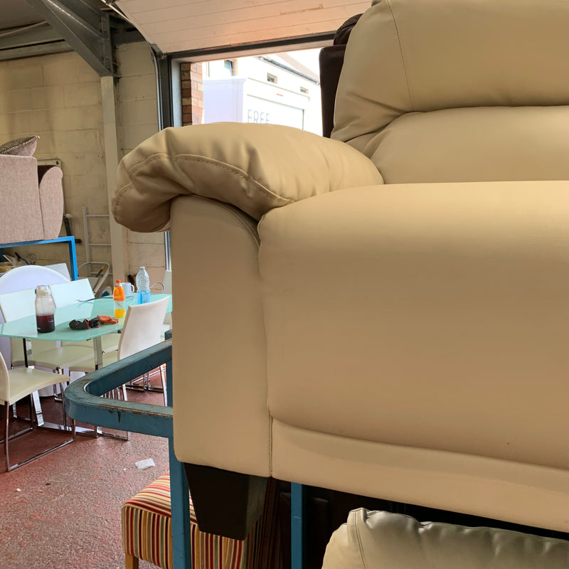 2x 2 seater sofas