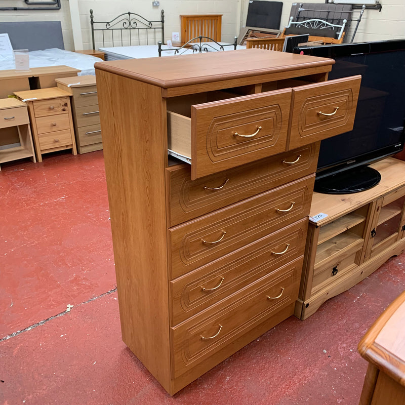Chest of drawers