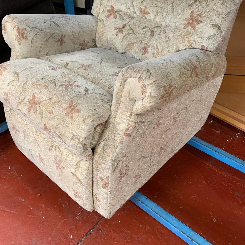 Recliner armchair