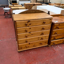 Chest of drawers