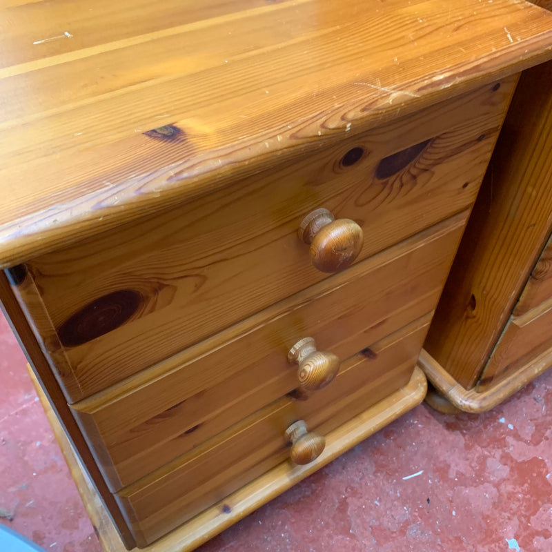Bedside cabinet