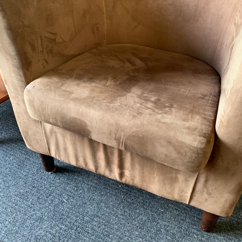 Tub chair