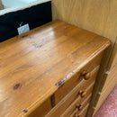 Chest of drawers