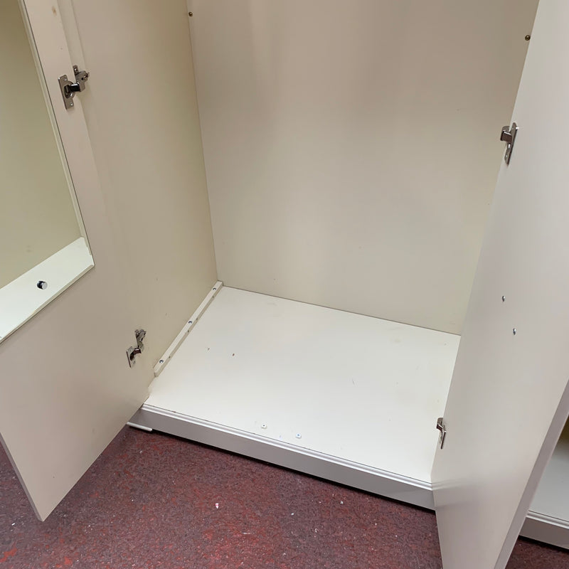 Triple wardrobe