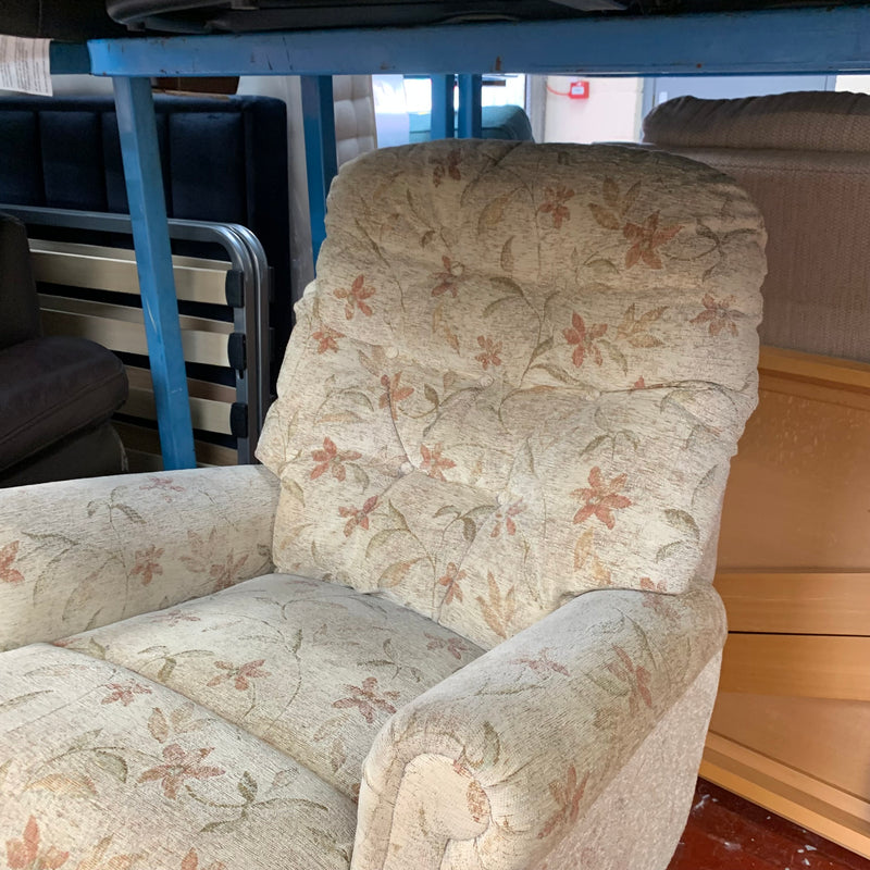 Recliner armchair