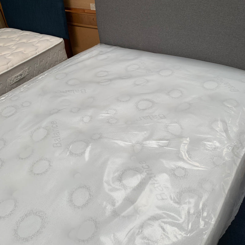 NEW complete double bed