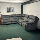 Recliner corner sofa