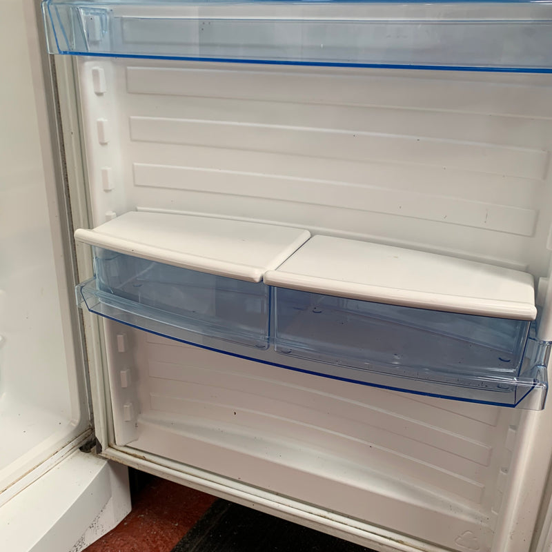 SCANDINOVA fridge