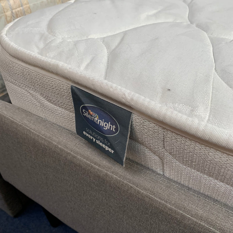 Queen size bed