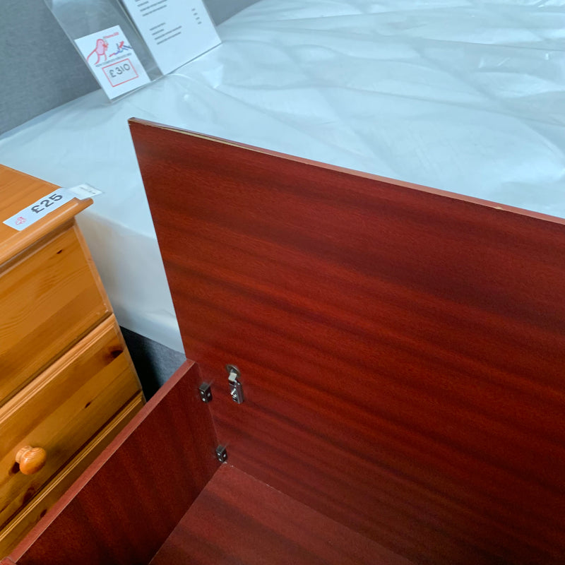 Blanket box