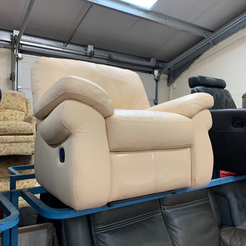 Recliner armchair
