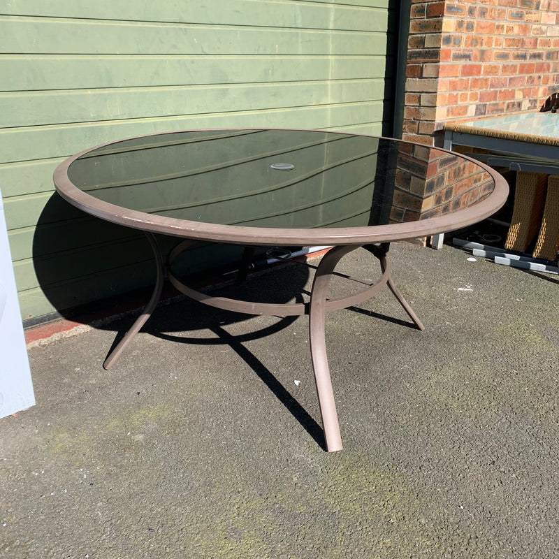 Garden table
