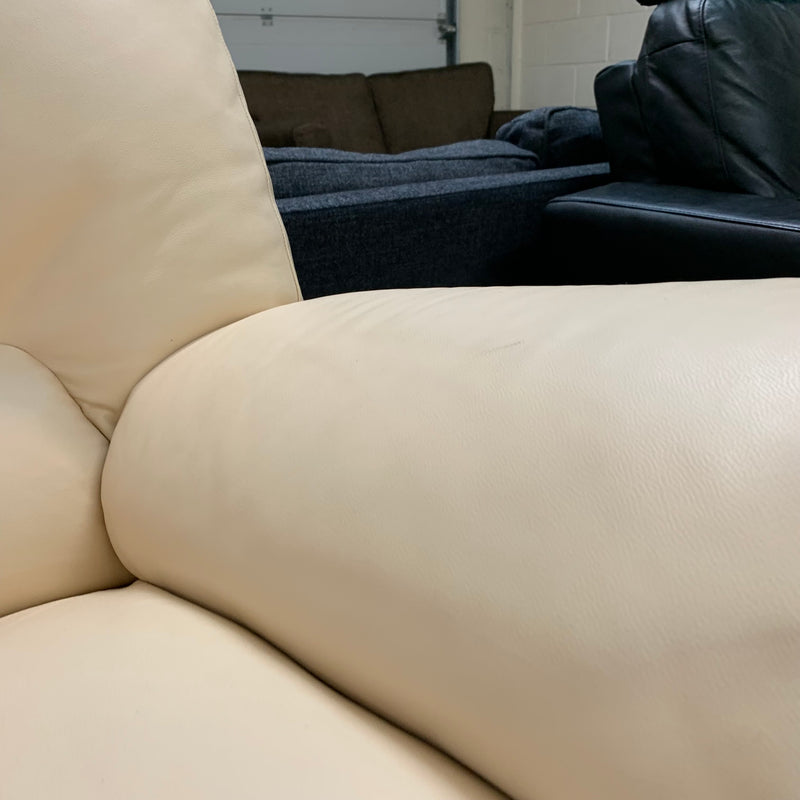 Recliner armchair