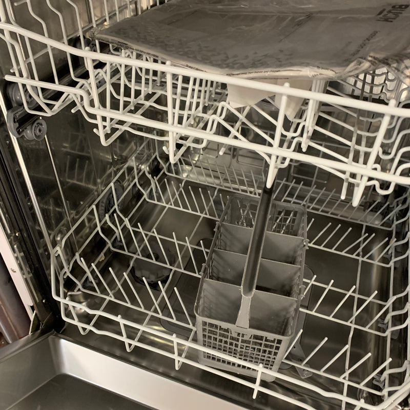 BUSH dishwasher