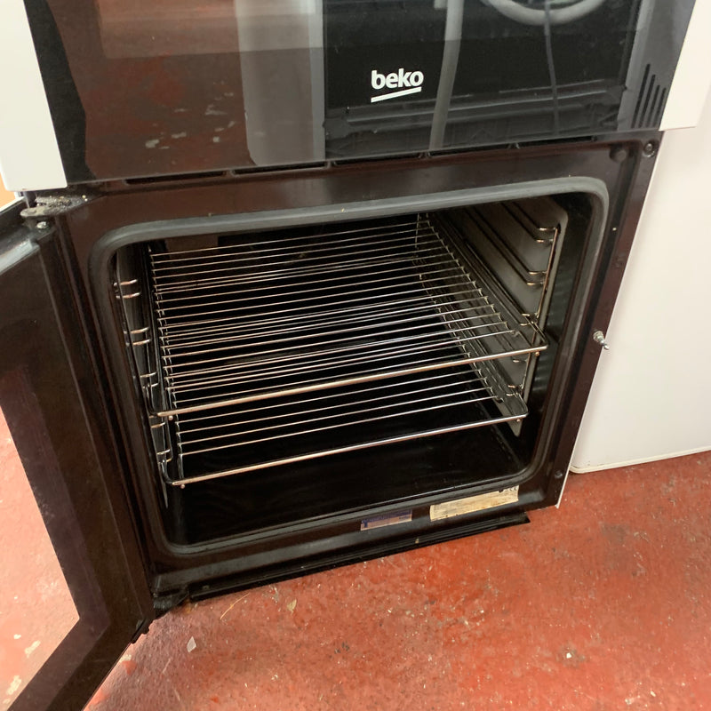 BEKO cooker