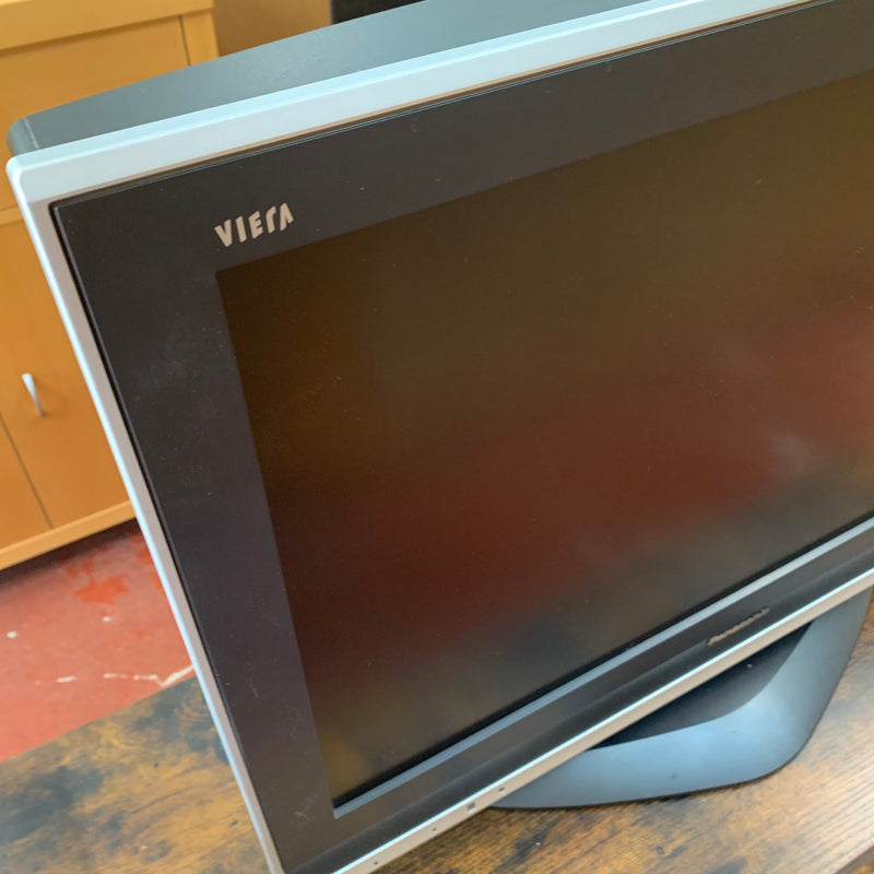 PANASONIC TV