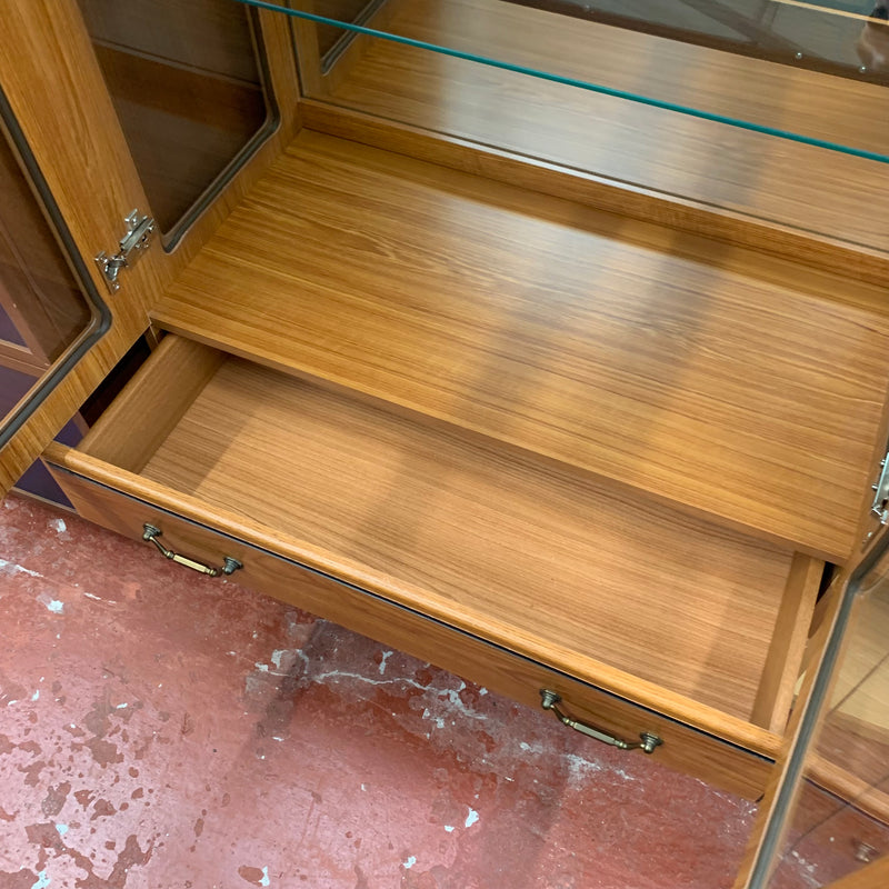 Display cabinet