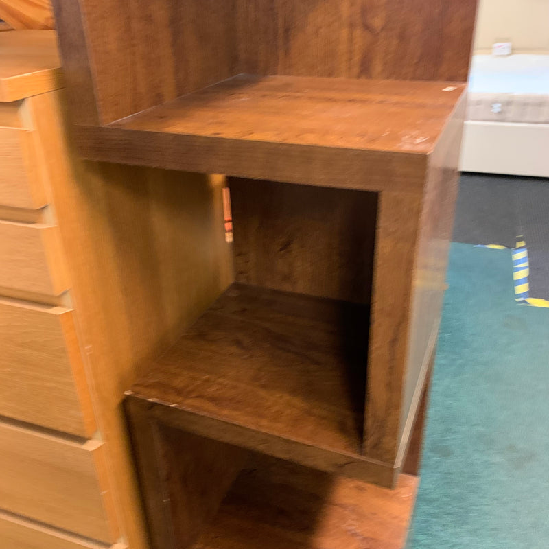 Shelving unit