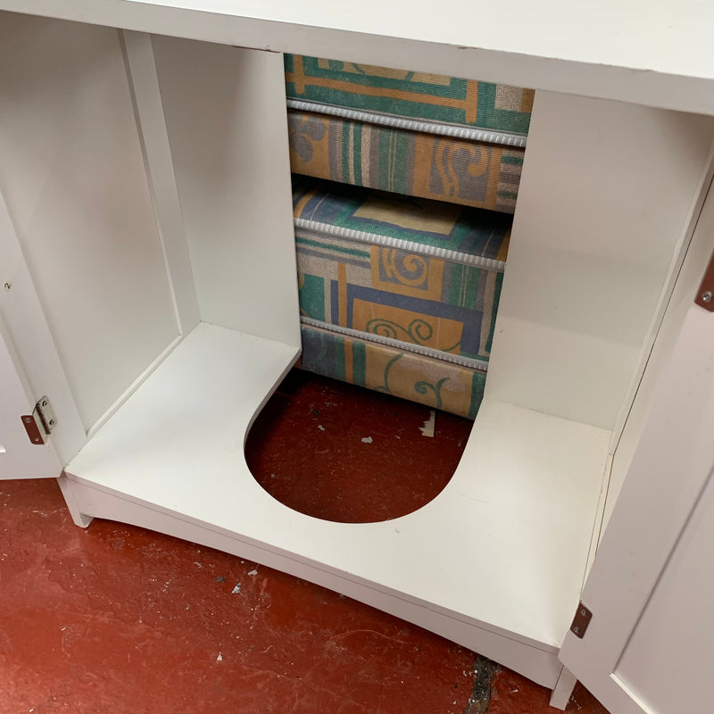 Bathroom cabinet