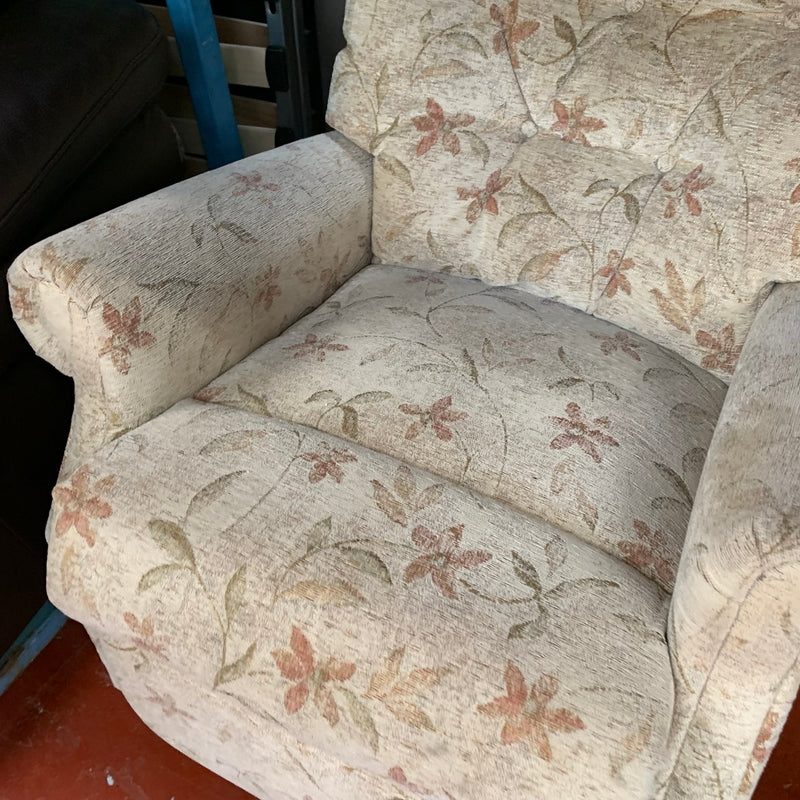 Recliner armchair