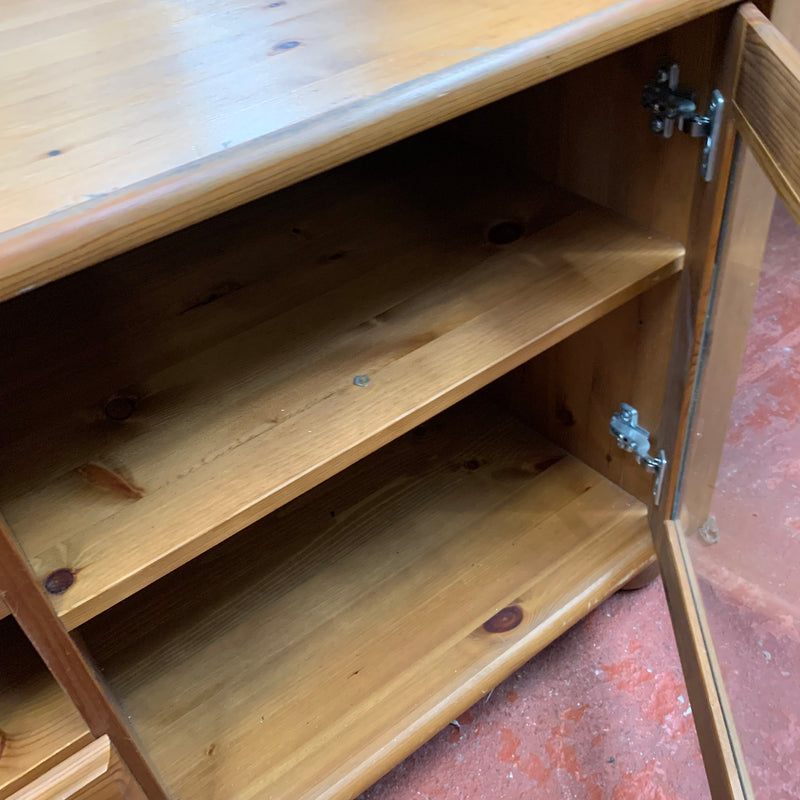 TV cabinet