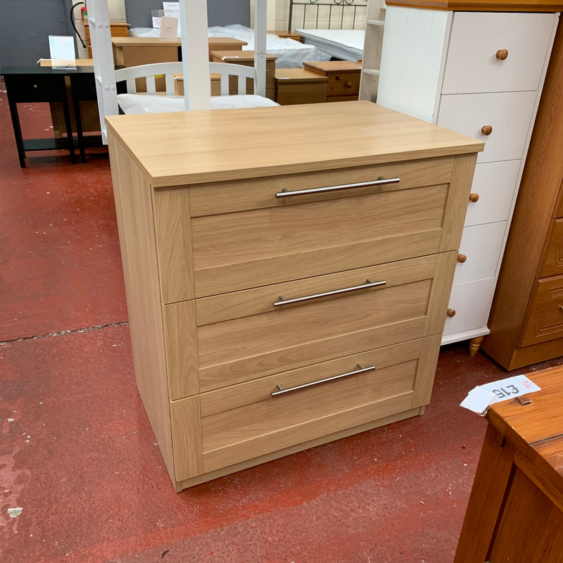 Chest of drawers