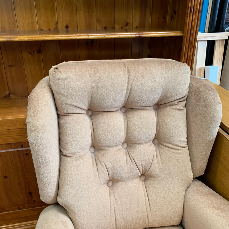 Rise and recliner armchair