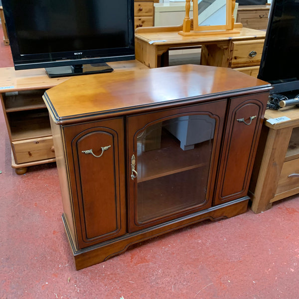 TV cabinet