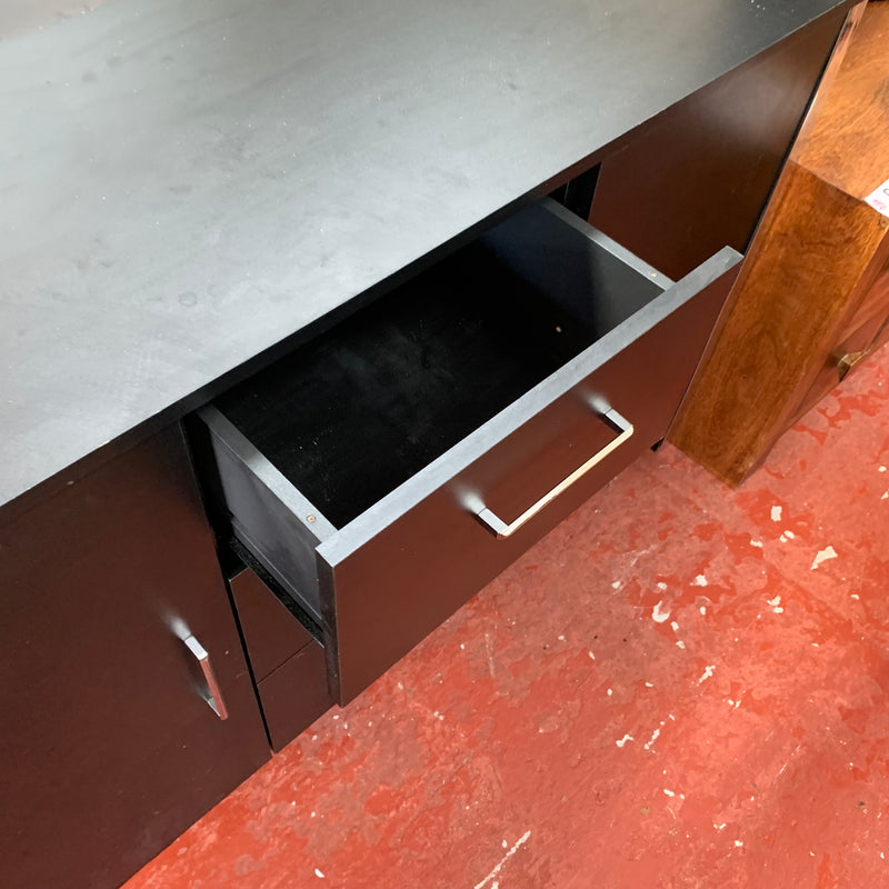 Sideboard