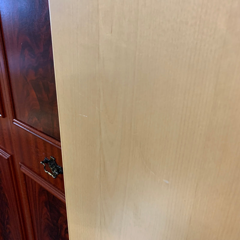 Single wardrobe